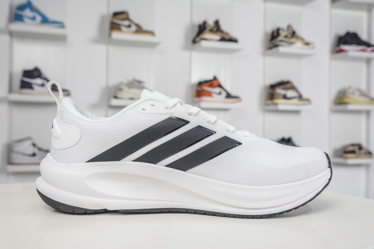 阿迪達斯 領航系列 Adidas Supernova EASE 2 W 馬拉松專業賽事休閒運動跑步鞋 
貨號: JQ4254
尺碼: 40 40.5 41 42 42.5 43 44 44.5 45