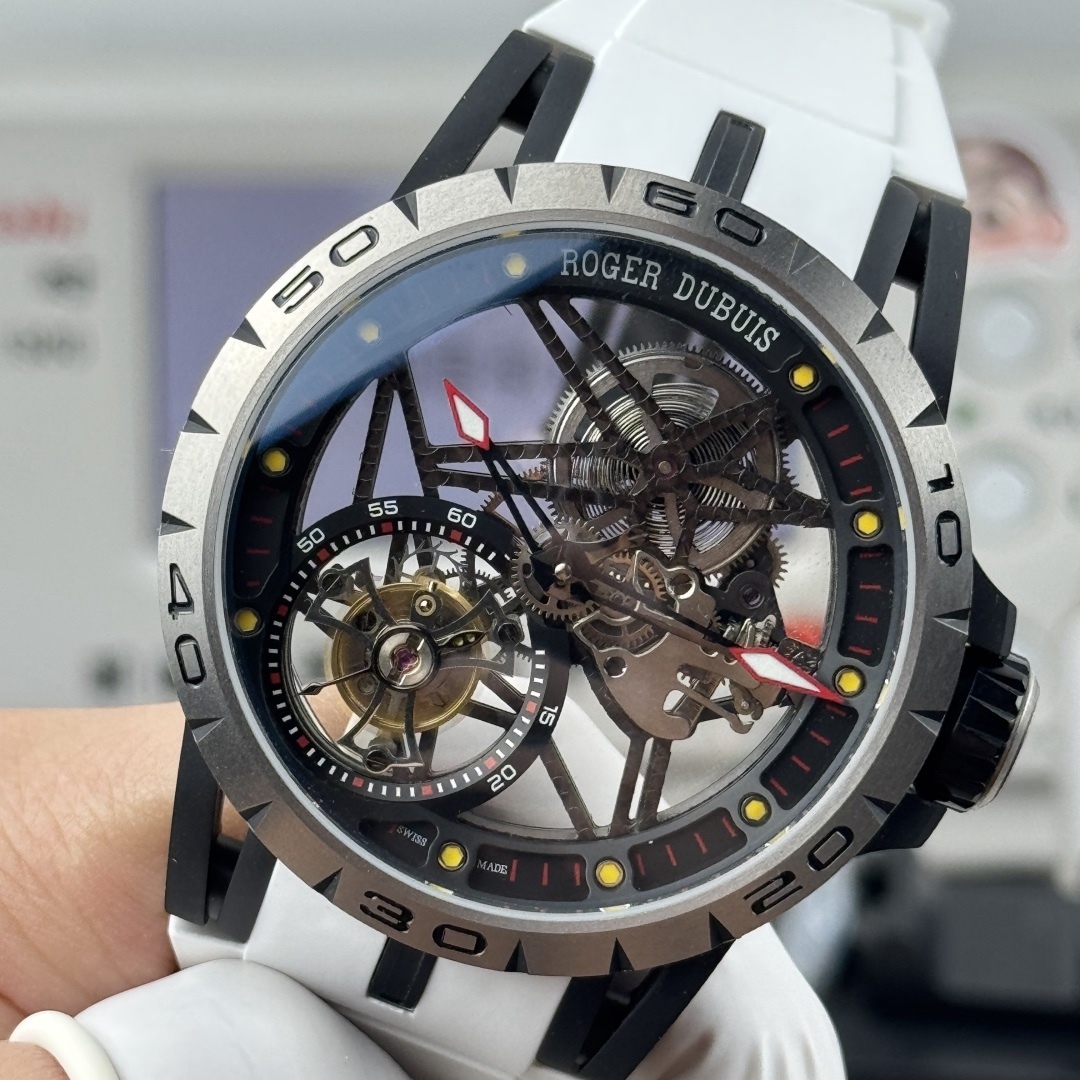 NEW-羅傑杜彼鈦金屬陀飛輪！型號RDDBEX0549腕表/直徑45mm/厚度13.5毫米 /全鏤空海鷗定制RD505S手動上鏈機芯，鈦合金表殼與原裝同步/儲能動力長達50小時。