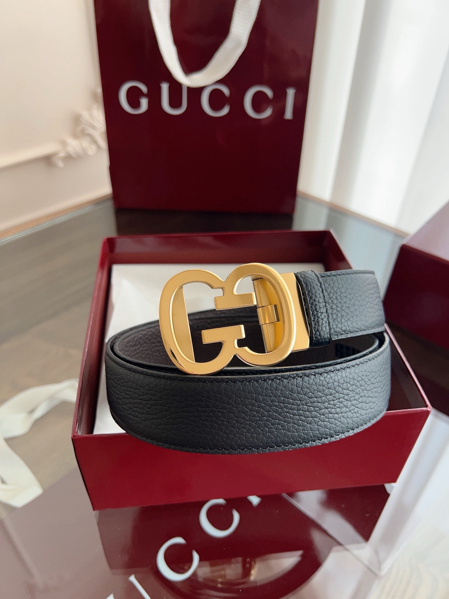 Gucci 古馳 自動平滑扣腰帶 精鋼打造五金 寬度35MM寬 雙面頭層牛皮 自由裁剪設計。