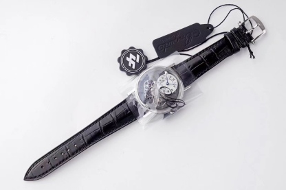 ZF超級大作 寶璣Tradition傳世系列！全自動逆跳秒針腕表！火爆來襲！

耗時近4年 潛心研發機芯 重金打造 至誠大作！——實現原裝全部功能！

【精彩細節】腕表尺寸40mmX11.65吻合正品ZF憑借豐富的復刻經驗，殼身打磨精細，造型簡潔精美，今纖薄表殼更顯優雅！上下採用整枚藍寶石水晶玻璃打造通透無比，充分展現了寶璣的經典設計。
【技術突破】超精密1比1原裝機芯開發研制而成。原本隱藏在錶盤底板之下的板橋、齒輪、擒縱機構、發條盒等機芯部件清晰展露。今精密機械運轉的奧秘毫無保留的呈現於眼前。10點鐘位