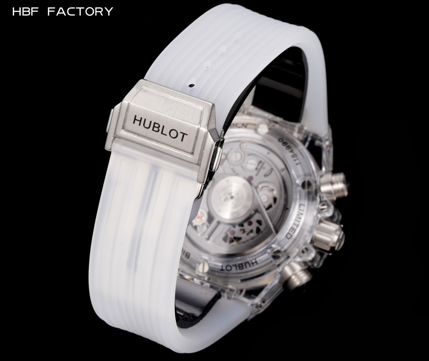 HBF  FACTORY 恆寶HUBLOT 宇舶表年度最佳復刻作品——宇舶BIG BANG系列411.JX.4802.RT“全透明腕表”
【精彩細節】1.還原正品錶盤後龍飛鳳舞的鏤空佈局，2.採用與原裝同樣的丙烯酸有機玻璃極致克隆——完成不可能完成的任務。該材質不僅硬度高，且具有抗鑫腐蝕，耐磨損等卓越物理特性。
【機芯功能】腕表直徑45mm。採用增強版計時7750機芯改原裝HUB.1242型芯，實現所有功能吻合正裝。
【精益求精】全力以赴，層層把關，在保證完美“透視感官”的同時，竭心盡力還原正品
