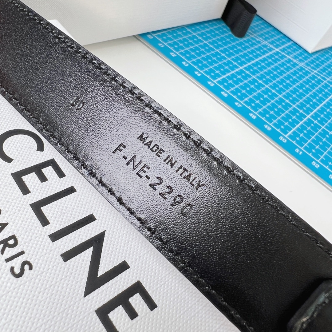 《CELINE》塞琳🇫🇷法國原廠皮料，黑色全皮 品質毋庸置疑 ，只有最好 ，寬2.5cm