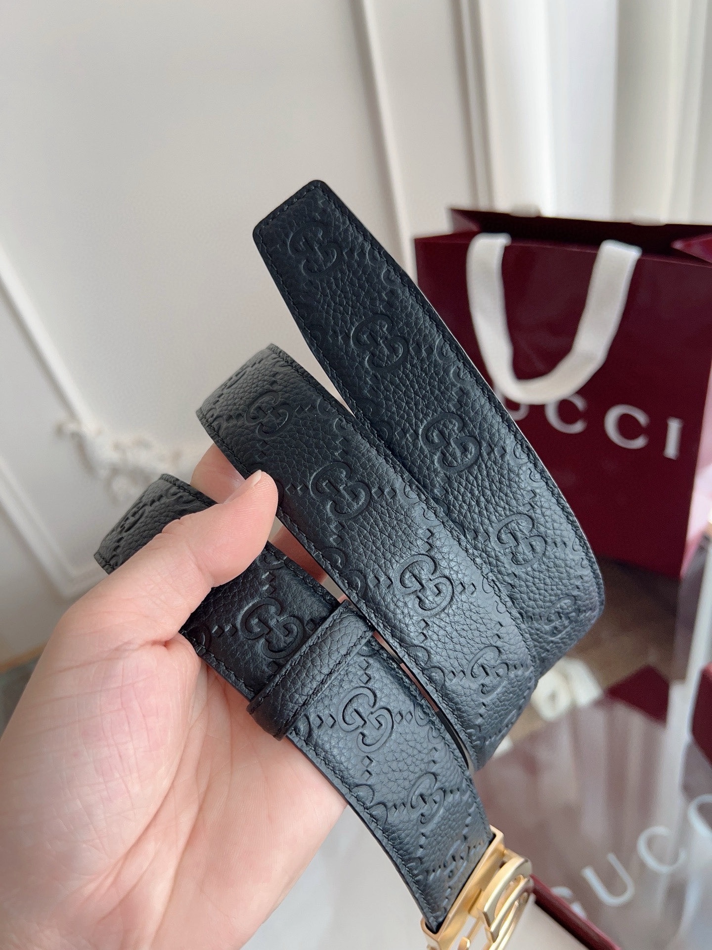 Gucci 古馳 自動平滑扣腰帶 精鋼打造五金 寬度35MM寬 雙面頭層牛皮 自由裁剪設計。