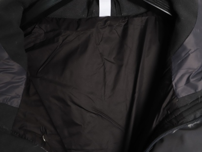 Adidas 阿迪達斯 三條槓保暖專櫃長款落肩款羽絨服
明星同款阿迪羽絨服 adidas 休閒舒適保暖長款羽絨服 男女同款  面料採用原版定制防水防靜電布料 內里採用尼龍雙層封禁設計 過膝長款設計超級保暖 分區填充300克標準80白鴨絨 蓬松度超好 輕便不厚重 拉鍊帶有定制logo 袖子側邊經典三條槓 內里配備口袋 胸前刺繡硅膠小標 清晰立體又飽滿 袖口鬆緊設計更加防風保暖 下擺按扣設計可隨意調節 方便戶外行動 寬松的版型不挑人 穿上就是行走的棉被 絲毫不懼寒冬 
L SIZE:S-XL