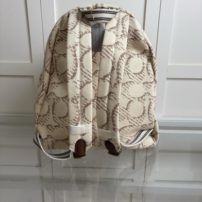 
COACH/蔻驰女士经典标志CARGO双肩包 CBD97 尺寸33*38.5*14