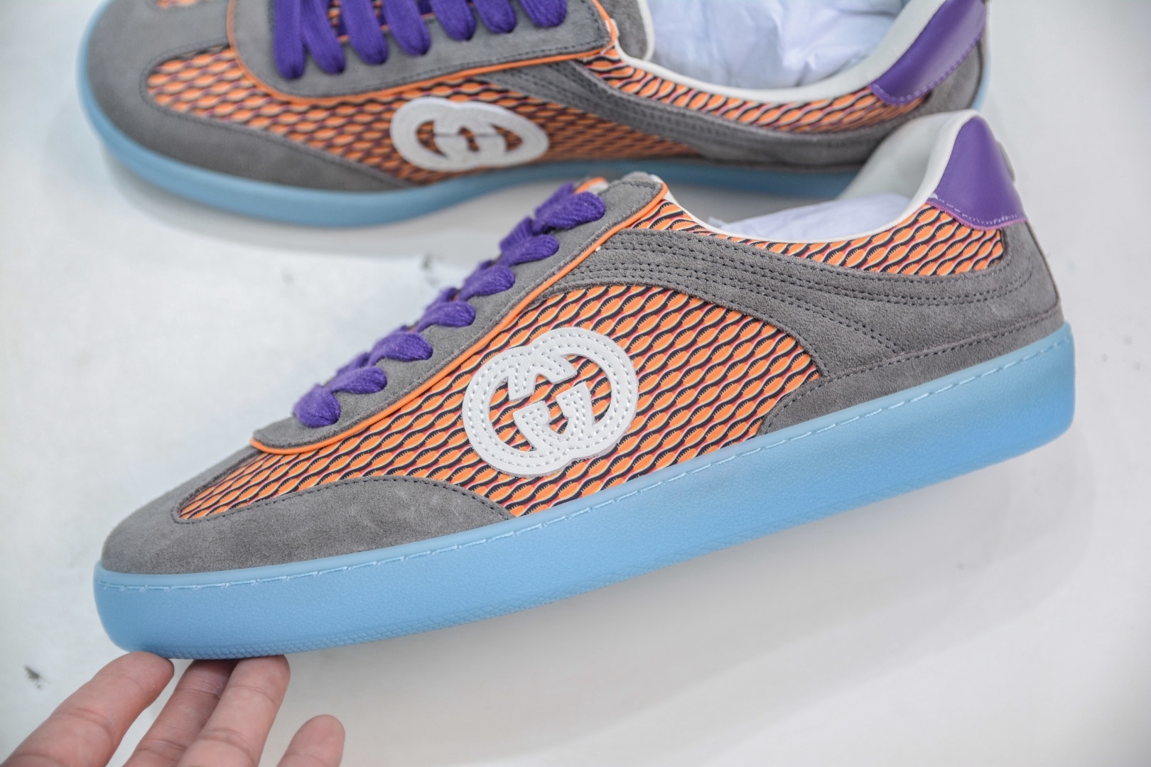 Gucci 古馳G75 圓頭系帶運動鞋
尺碼：35 36 37 38 39 40 41 42 43 44 45 46