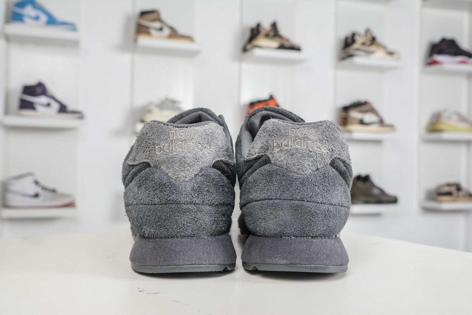 Stone Island x New Balance NB574 石頭島聯名低幫復古慢跑鞋 
貨號：U574BST1
Size：36-45