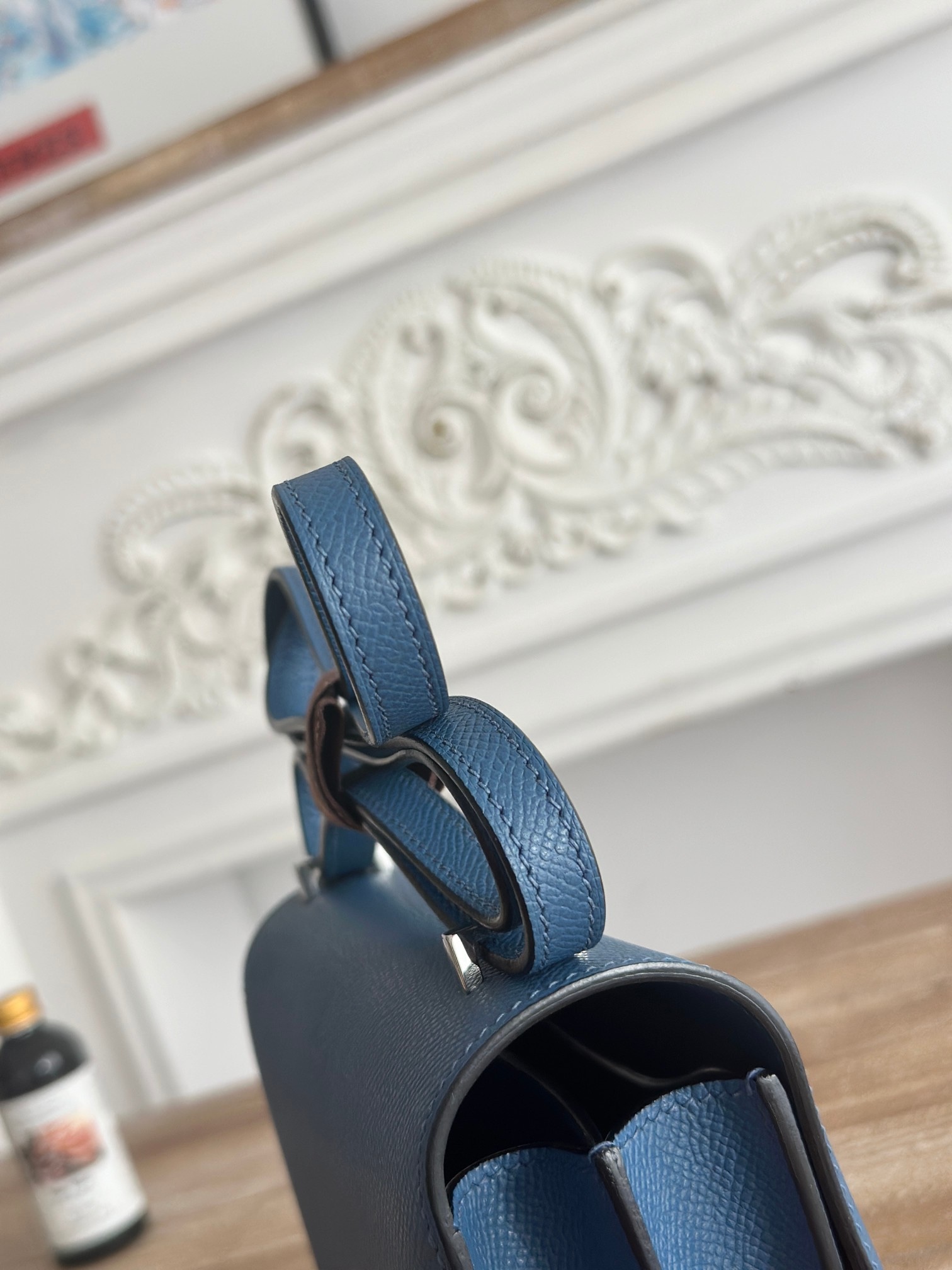 康康  空姐包  
constance  19cm  
epsom掌紋小牛皮  半收工  蠟線縫製