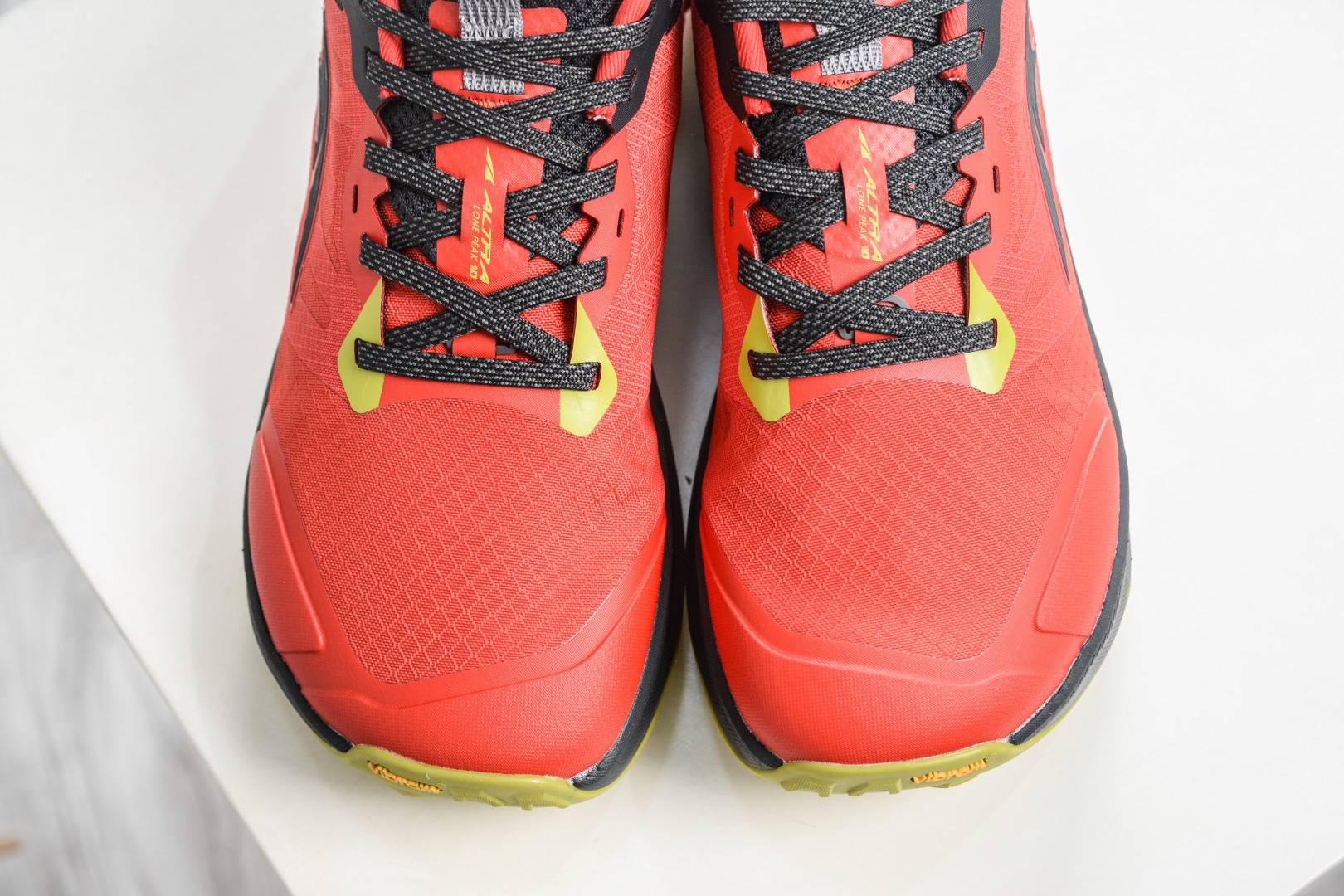 Altra Altra Lone Peak 9 奧創奧林匹斯9代 紅色 舒適百搭防滑耐磨低幫戶外跑步鞋
貨號：AL0A85RG660
SIZE：39 40 40.5 41 42 42.5 43 44 44.5 45