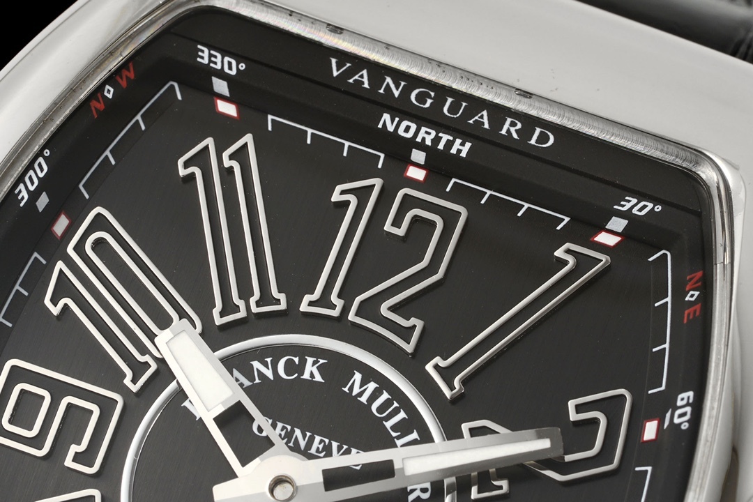 RMS最新款 頂級復刻 法蘭克穆勒V45 Vanguard陀飛輪系列 歷時多年研發機芯 
1 1:1 超級復刻原裝複雜法穆蘭陀飛輪機芯 細節完美到位 打造正品機芯獨具的雙發條盒 超薄工藝 
2超長72小時動力儲存 告別每天手動上鏈 高端玩家的定制款 把頭上鏈30個半圈 發條盒為滿 不需要過度上鏈 
3 千錘百鍊 316L精鋼表殼 超薄表殼 與原裝一致厚度 彎曲弧度 更加貼合手腕 佩戴舒適 
4 純正進口意大利小牛皮 貼合手感品質一流的進口氟橡膠錶帶 與正版全完通用互換
5瑞士工程師 原版機芯拆解 一比一甲