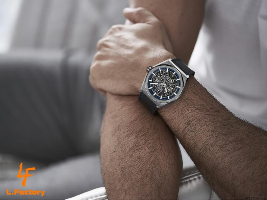 佩戴效果圖  LF真力時DEFY系列全新升級版，殼身 頭粒 機芯 表扣等均做了升級調整。一款根據路虎標誌性花輪轂設計而成的高顏值鏤空腕表。

原裝1:1開模鑄造，極致還原表殼的每一處細節打磨倒角，盡顯原裝菱角分明、堅毅果敢的陽剛氣質。完美的41mm表經，適配大眾男性手寸，正裝休閒兩不誤。根據汽車輪轂設計而成的五角星錶盤，未來概念感十足。同步官網新款1:1五角星折疊扣，搭載定製版Cal.670sk全自動機械機芯，鏤空日曆的大小與位置、機芯夾板、齒輪、五角星陀皆按原版機芯數據1:1拆解鍛造而成。

LF臻品