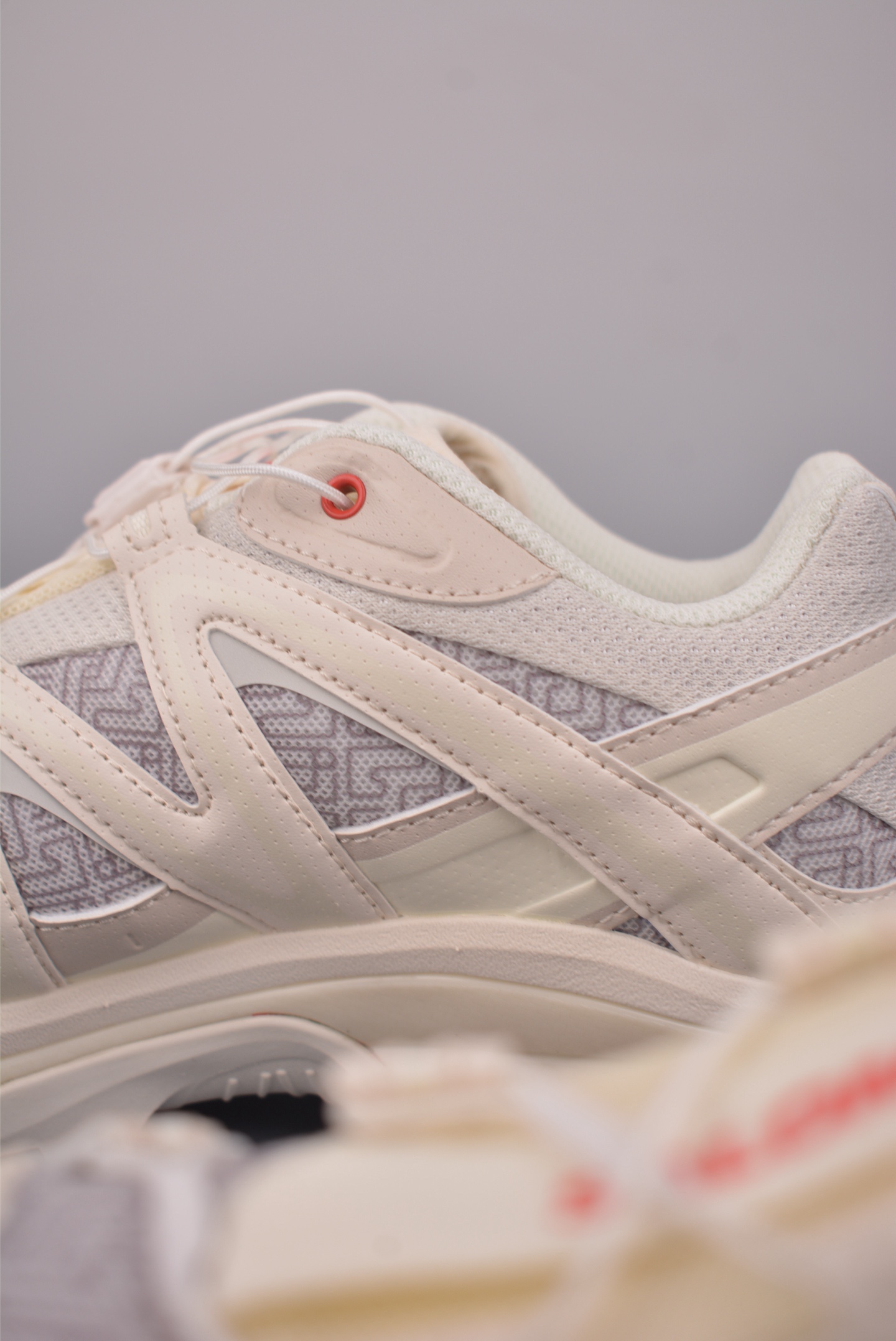 薩洛蒙 Salomon XT 
QUEST GTX 探索者系列 
潮流越野機能戶外休閒運動跑步鞋
官方貨號: 478478
尺碼：36 36.5 37 38 38.5 39 40 40.5 41.5 42 42.5 43 44 44.5 45 
