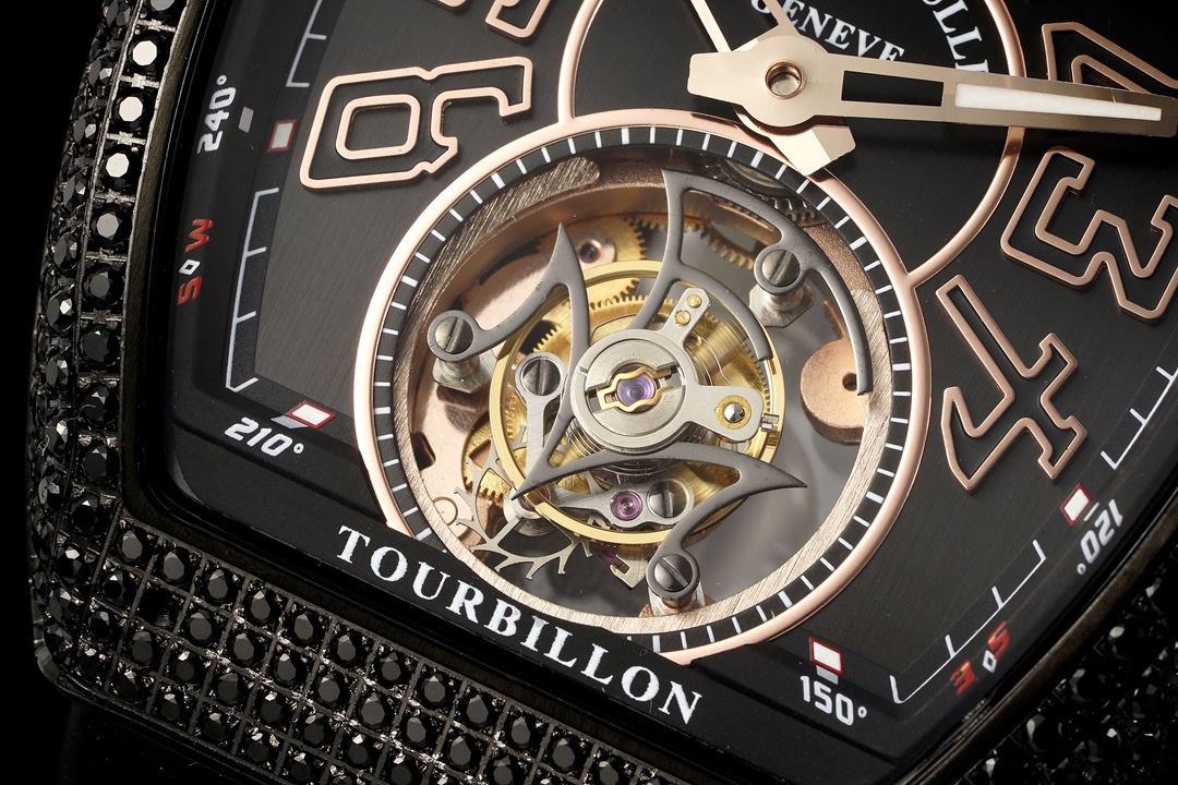 RMS 最新款 頂級復刻 法蘭克穆勒V45 Vanguard陀飛輪系列 歷時多年研發機芯 
1 1:1 超級復刻原裝複雜法穆蘭陀飛輪機芯 細節完美到位 打造正品機芯獨具的雙發條盒 超薄工藝 
2超長72小時動力儲存 告別每天手動上鏈 高端玩家的定制款 把頭上鏈30個半圈 發條盒為滿 不需要過度上鏈 
3 千錘百鍊 316L精鋼表殼 超薄表殼 與原裝一致厚度 彎曲弧度 更加貼合手腕 佩戴舒適 
4 純正進口意大利小牛皮 貼合手感品質一流的進口氟橡膠錶帶 與正版全完通用互換
5瑞士工程師 原版機芯拆解 一比一