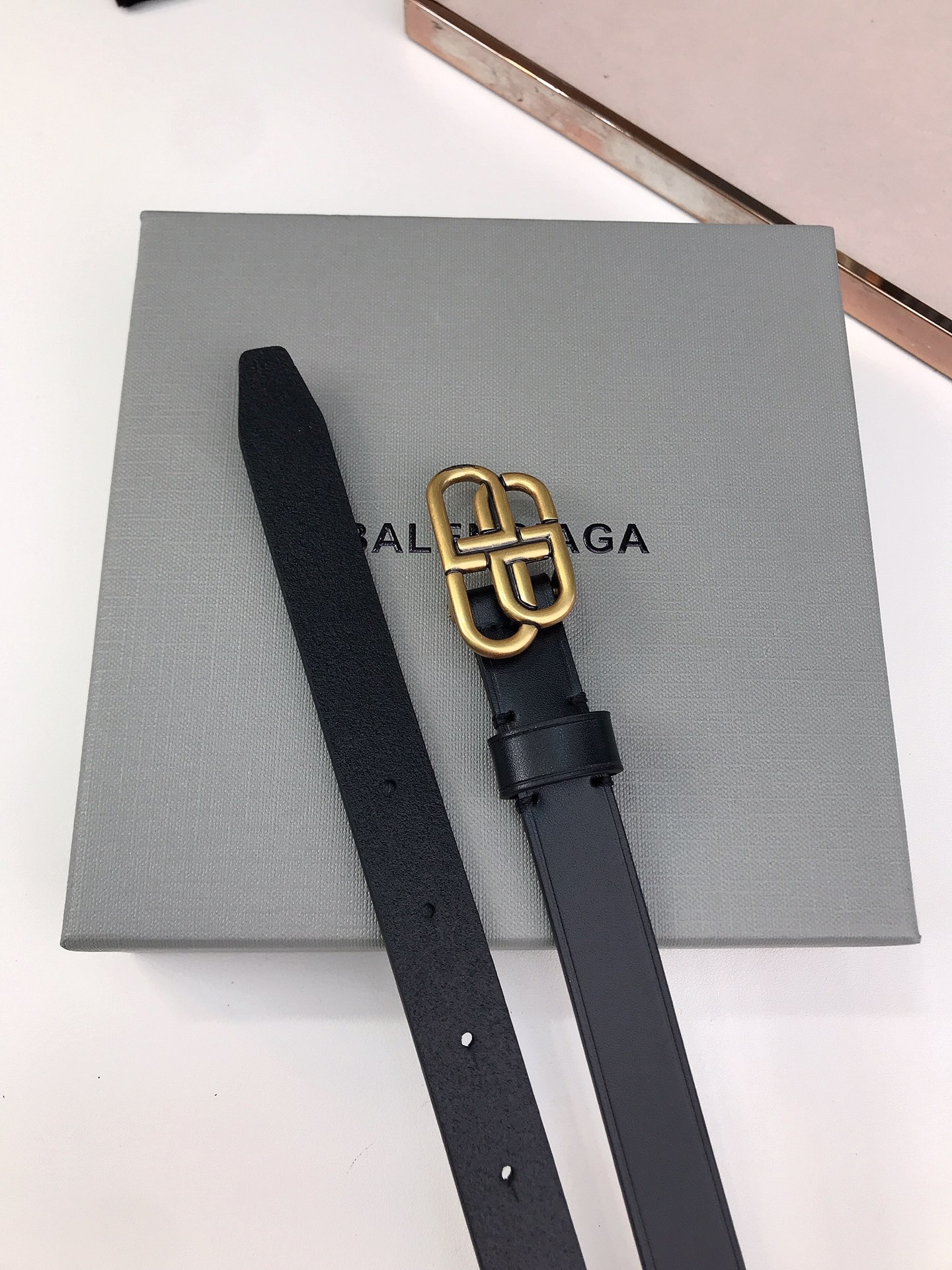 巴黎💋意大利🇮🇹正版購入原廠皮料 2.0cm五金進口爐內五金並非市場iT水調五金所見所得