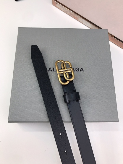 巴黎💋意大利🇮🇹正版購入原廠皮料 2.0cm五金進口爐內五金並非市場iT水調五金所見所得