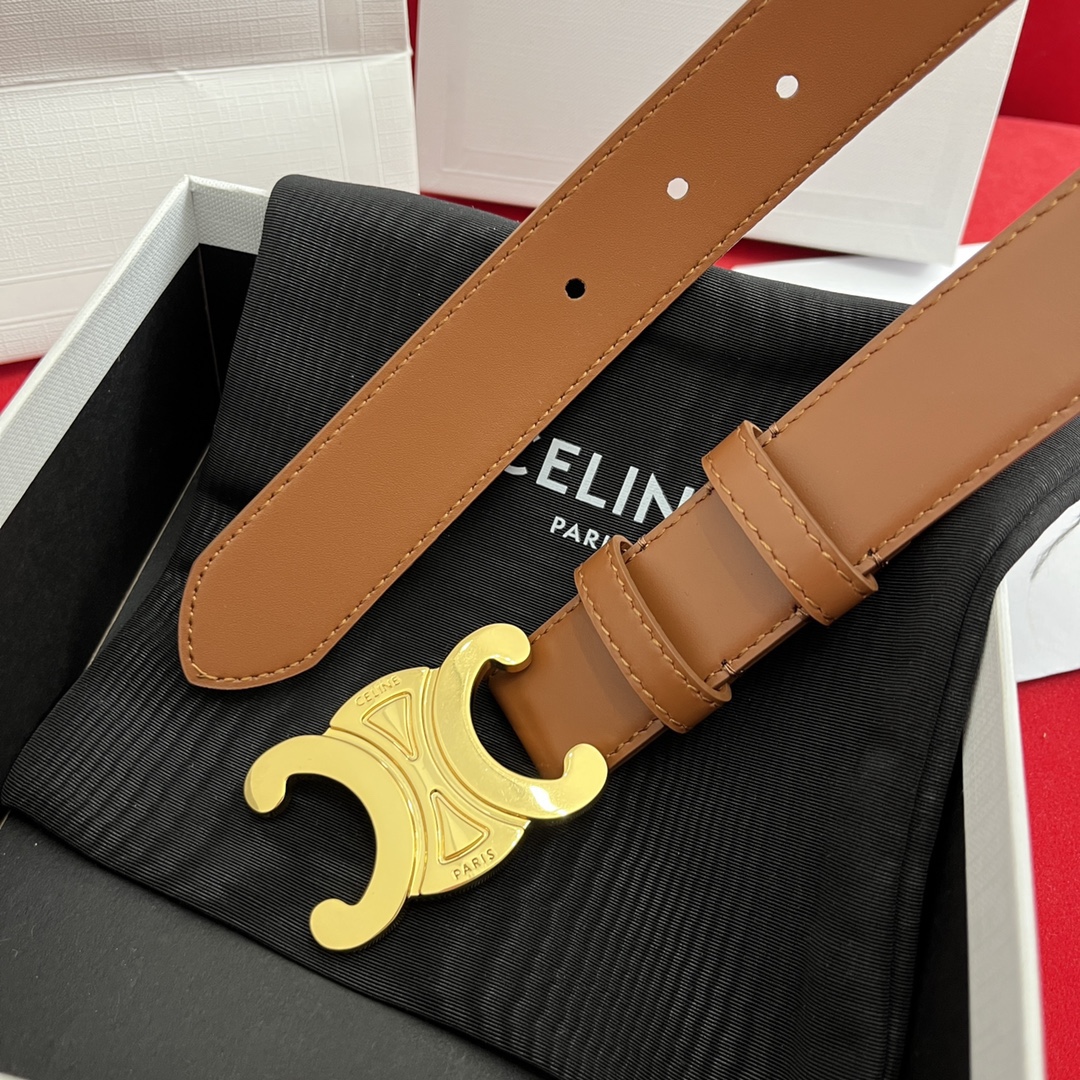 Celine/賽琳 款凱旋門腰帶 寬度3.0cm 男女通用款 💯採用數量稀少的原廠專用小牛皮 搭配精緻凱旋門搭扣 獨家頂級手工 進口邊油