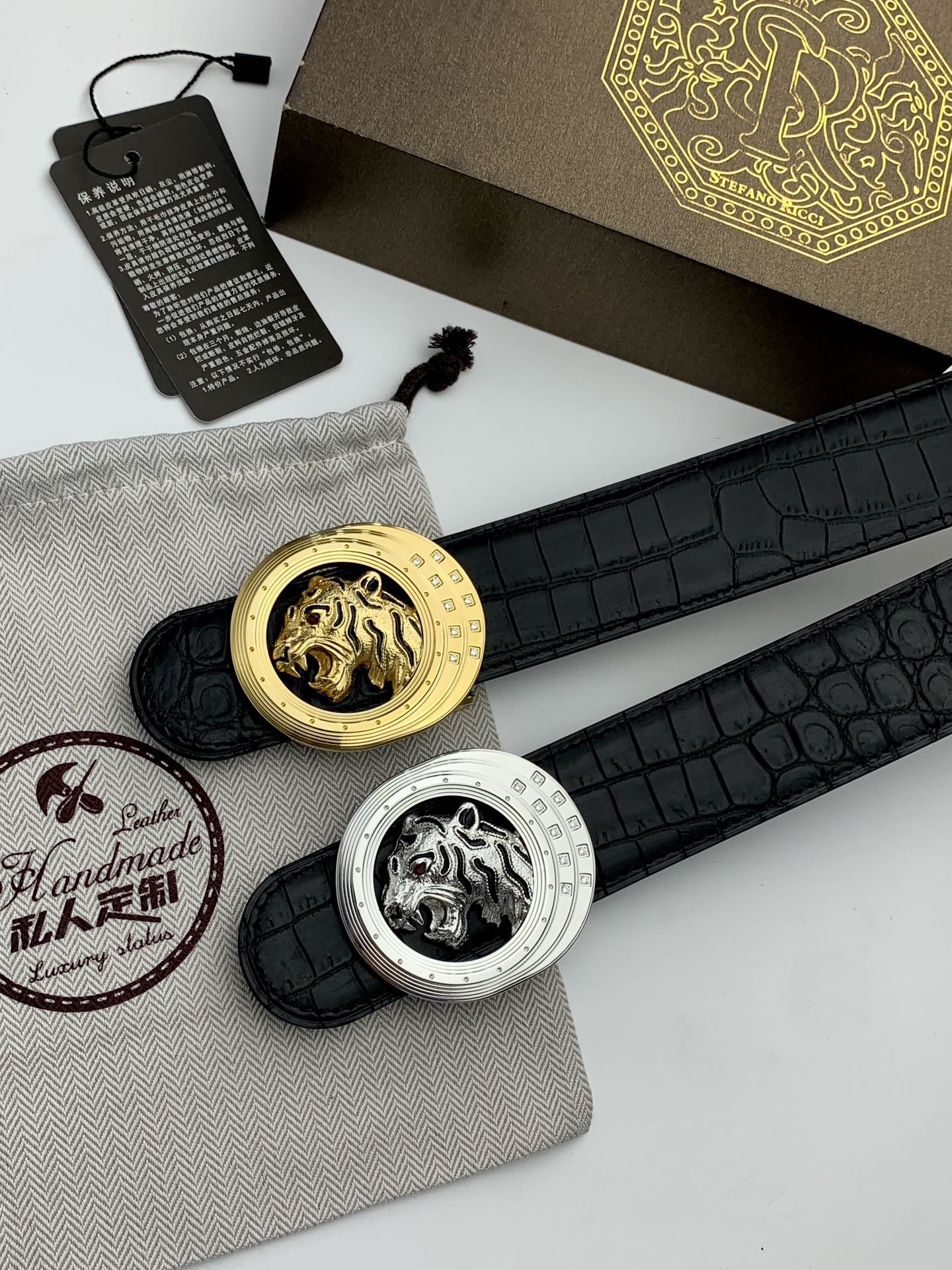 【史蒂芬】專櫃鰐魚紋黑色牛皮腰帶，元夾層系列，搭配新款不鏽鋼虎頭扣，寬度3.8cm，長度不可調節，尺碼（85-110）具有獨特吸引力！