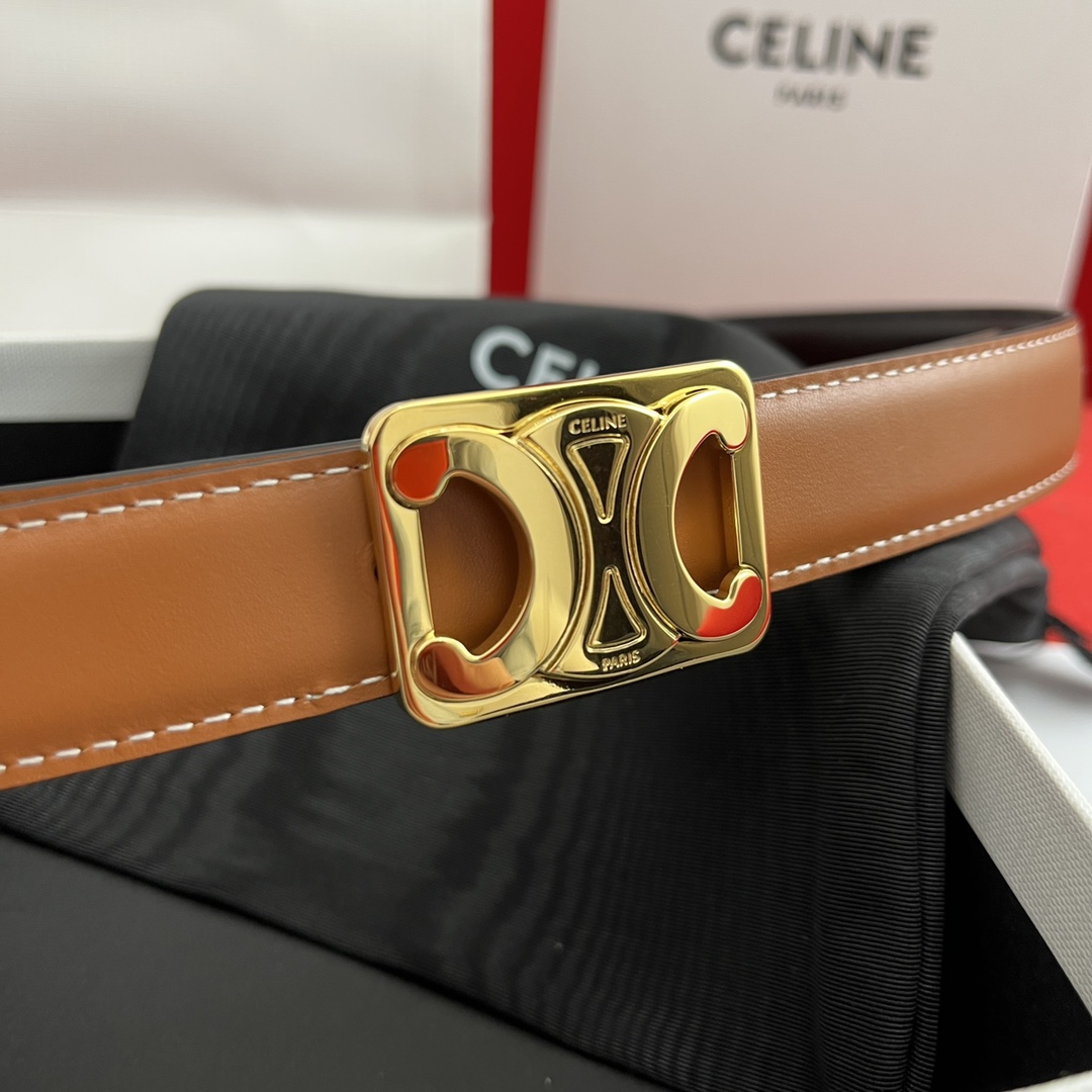 Celine/賽琳 新款凱旋門腰帶 寬度2.5cm 男女通用款 💯採用數量稀少的原廠專用小牛皮 搭配精緻凱旋門搭扣 獨家頂級手工 進口邊油
