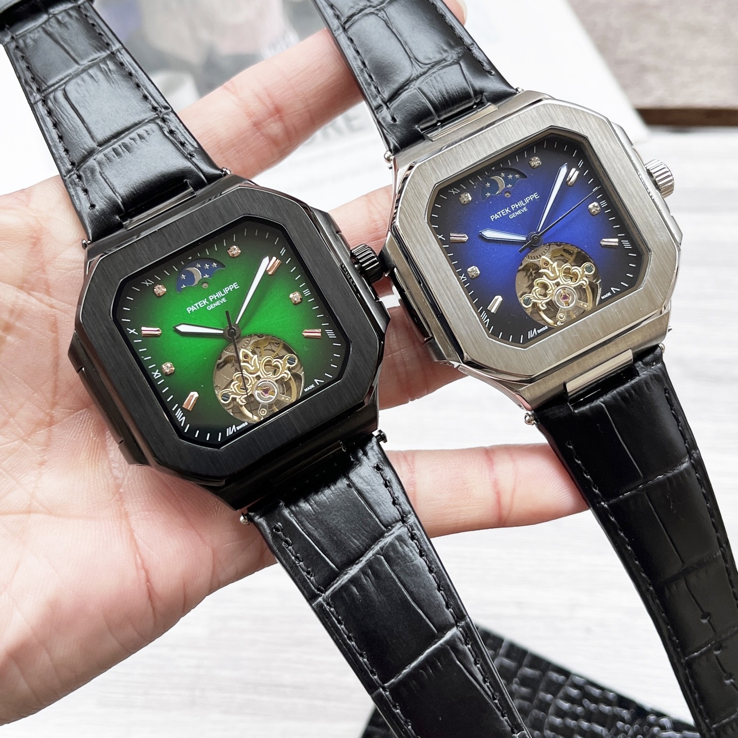 
八角殼系列 精緻百搭🎈🎈
【最新】：卡地亞🔥最新設計🔥大飛輪精品🎈🎈
【類型】：精品男士腕表
【錶帶】：真牛皮錶帶
【機芯】：高端全自動機械機芯
【鏡面】：礦物質強化玻璃（更高清）
品味高雅 浩瀚大氣 匠心獨運 腕間瑰寶
尺寸：直徑42mm厚12mm熱賣上市！歡迎轉載！