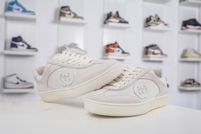 Gucci 古馳G75 圓頭系帶運動鞋
尺碼：35 36 37 38 39 40 41 42 43 44 45 46