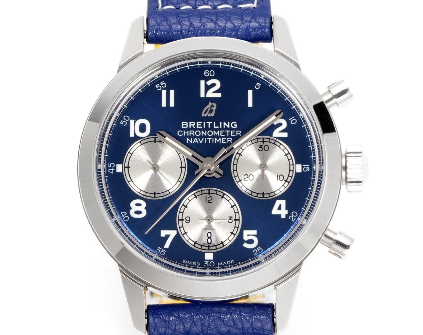 百年靈新品 BN9 越洋系列AB015212.BF26743P.A20BA.1  材質： 316L精鋼直徑： 41毫米厚度： 13.65毫米 表鏡： 鍋蓋弧面藍寶石，雙面防眩處理表底： 旋入式精鋼，透明藍寶石表冠： 非旋入式，雙密封墊機芯：7750機芯 復刻首選 精緻推薦男士多功能機械腕表 ，精心打造超真實實物圖拍攝。