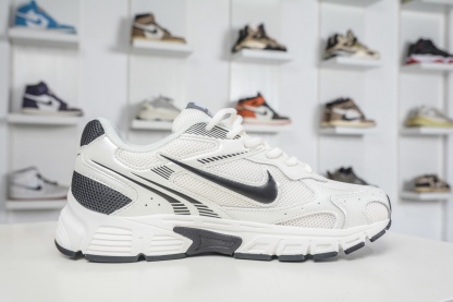 NK Air Zoom Vomero 20 經典復古潮流運動跑鞋 
貨號：HQ3686 001
SIZE：36 36.5 37.5 38 38.5 39 40 40.5 41 42 42.5 43 44 45