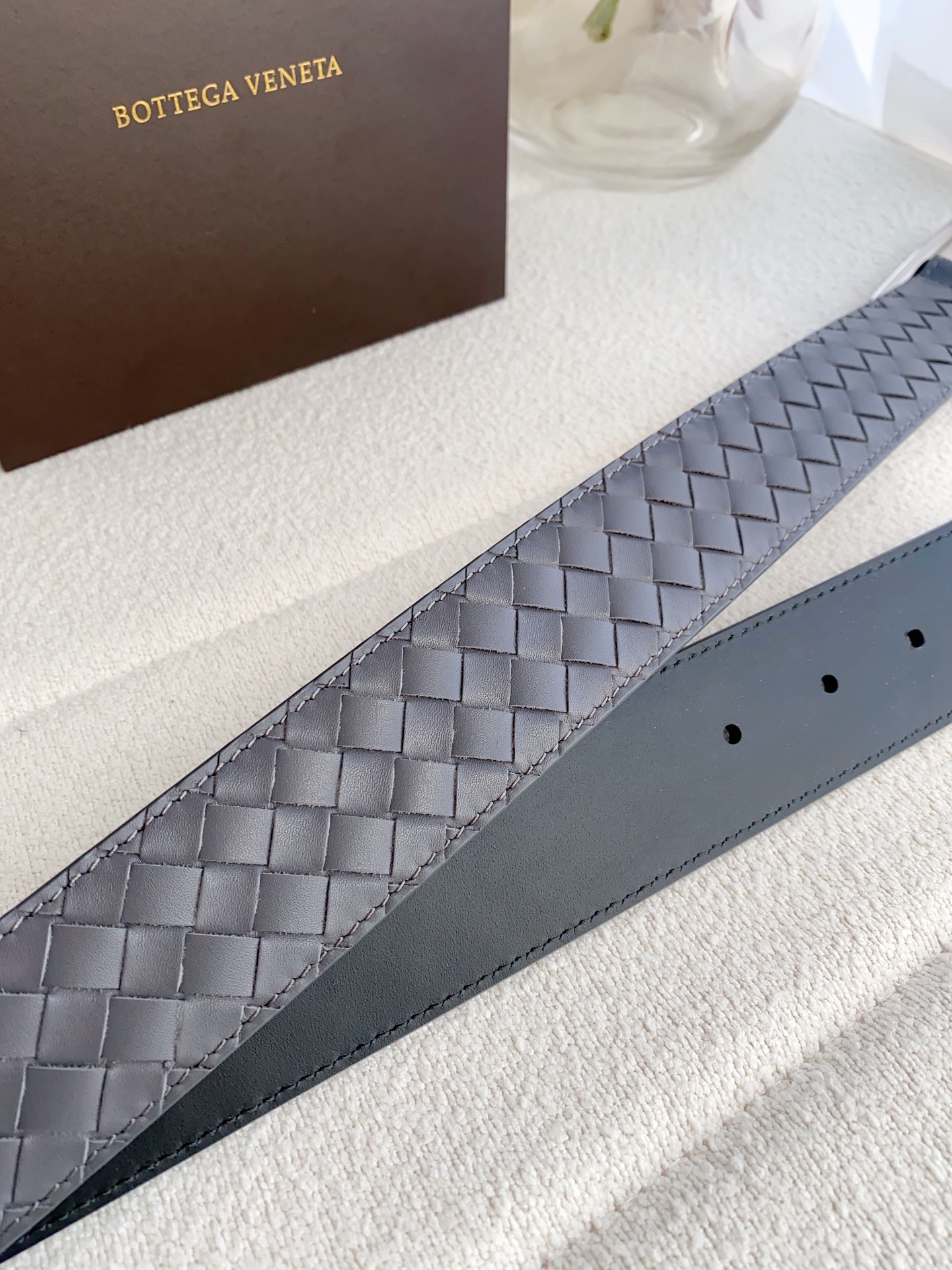 BV寶碟家，原單正品級 獨家進口小牛🐂皮， 工藝定制 ，手感極佳，完美極致。4.0cm