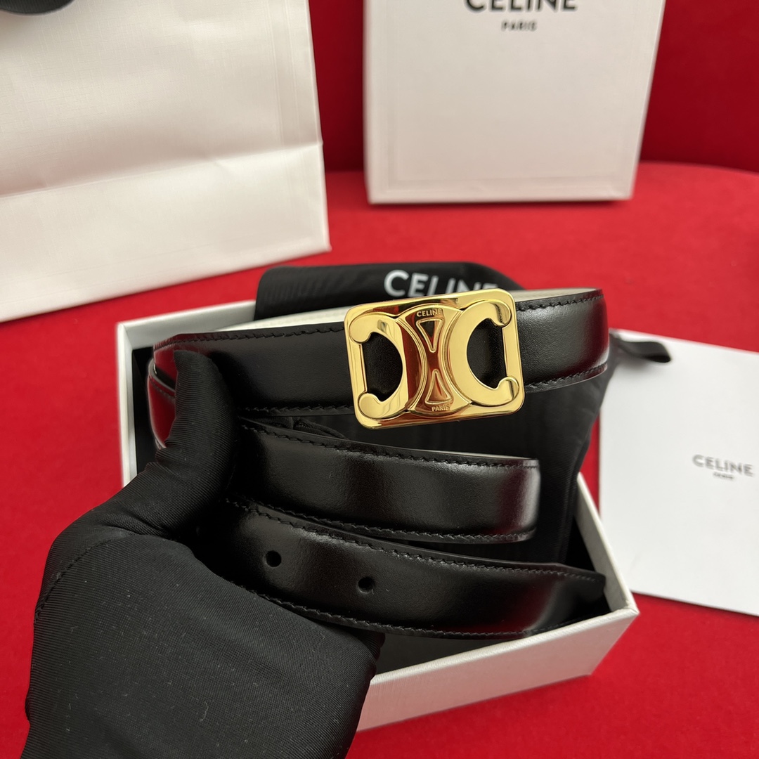 Celine/賽琳 新款凱旋門腰帶 寬度2.5cm 男女通用款 💯採用數量稀少的原廠專用小牛皮 搭配精緻凱旋門搭扣 獨家頂級手工 進口邊油