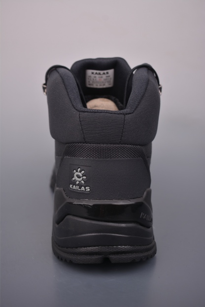 L/KAILAS凱樂石FUGA EX BOA
高幫越野跑山鞋防滑透氣彈力戶外跑步鞋 
官方貨號: KS25321263731
尺碼：39 40 41 42 43 44 45