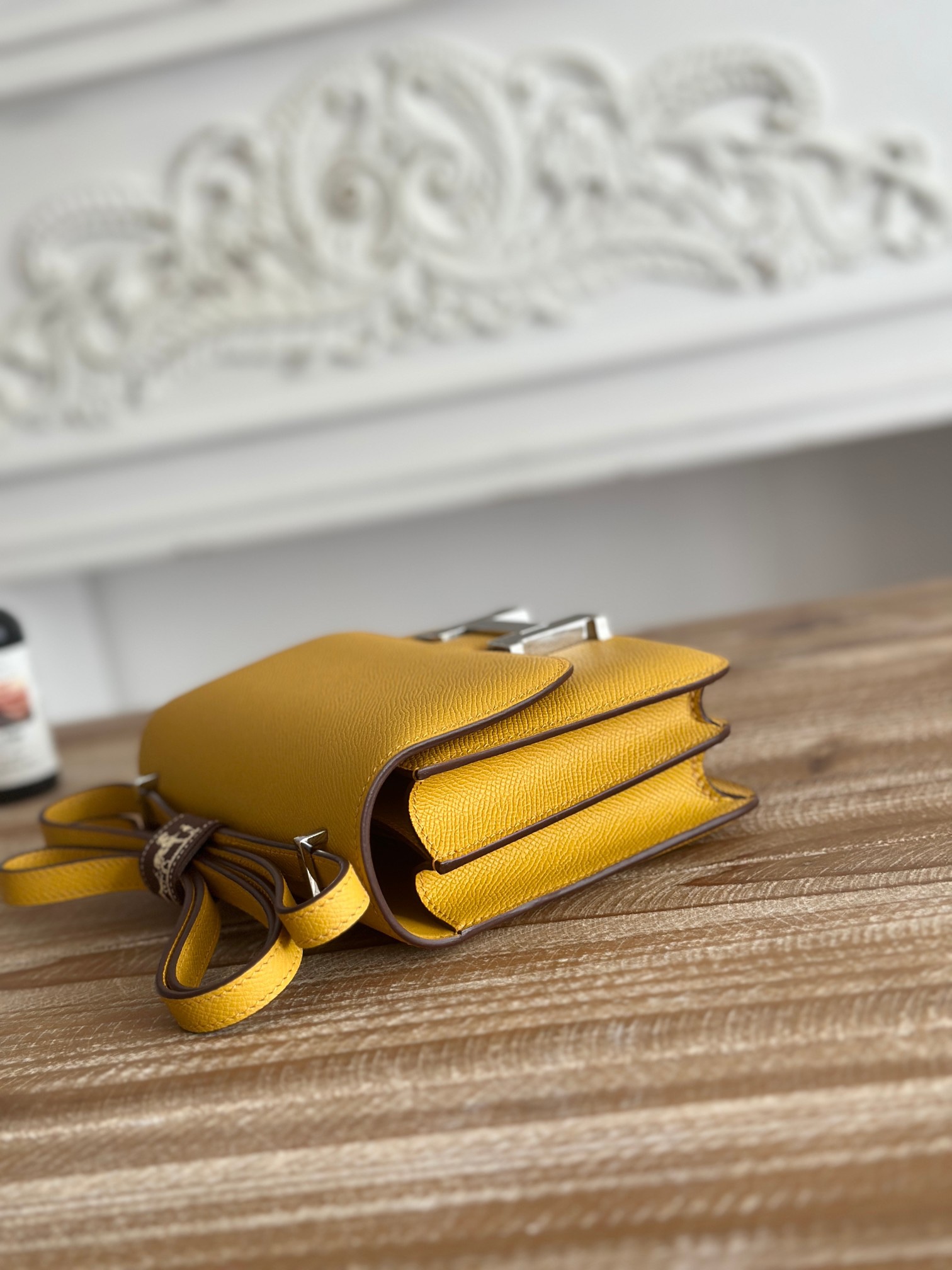 康康  空姐包  
constance  19cm  
epsom掌紋小牛皮  半收工  蠟線縫製