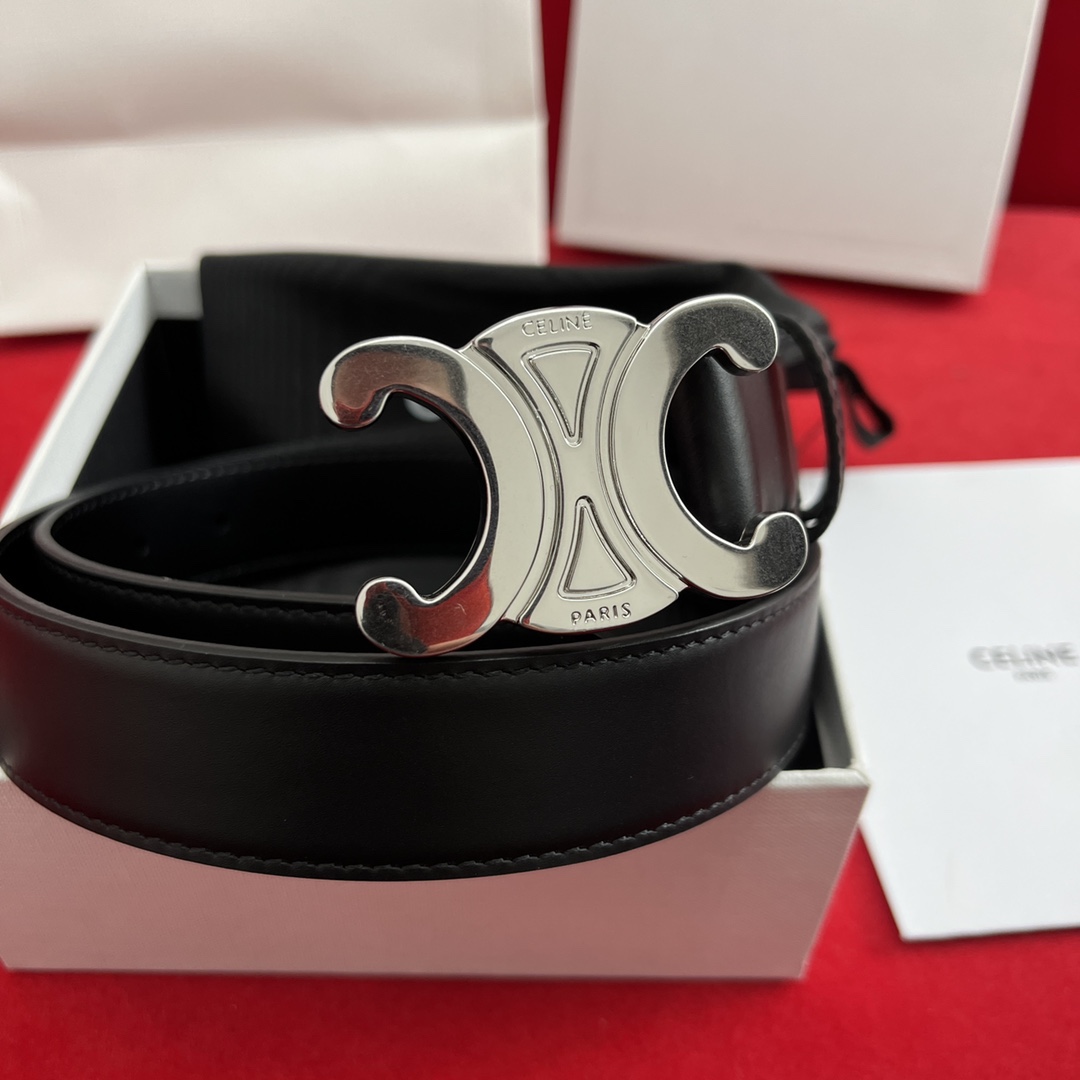 Celine/賽琳 款凱旋門腰帶 寬度3.0cm 男女通用款 💯採用數量稀少的原廠專用小牛皮 搭配精緻凱旋門搭扣 獨家頂級手工 進口邊油
