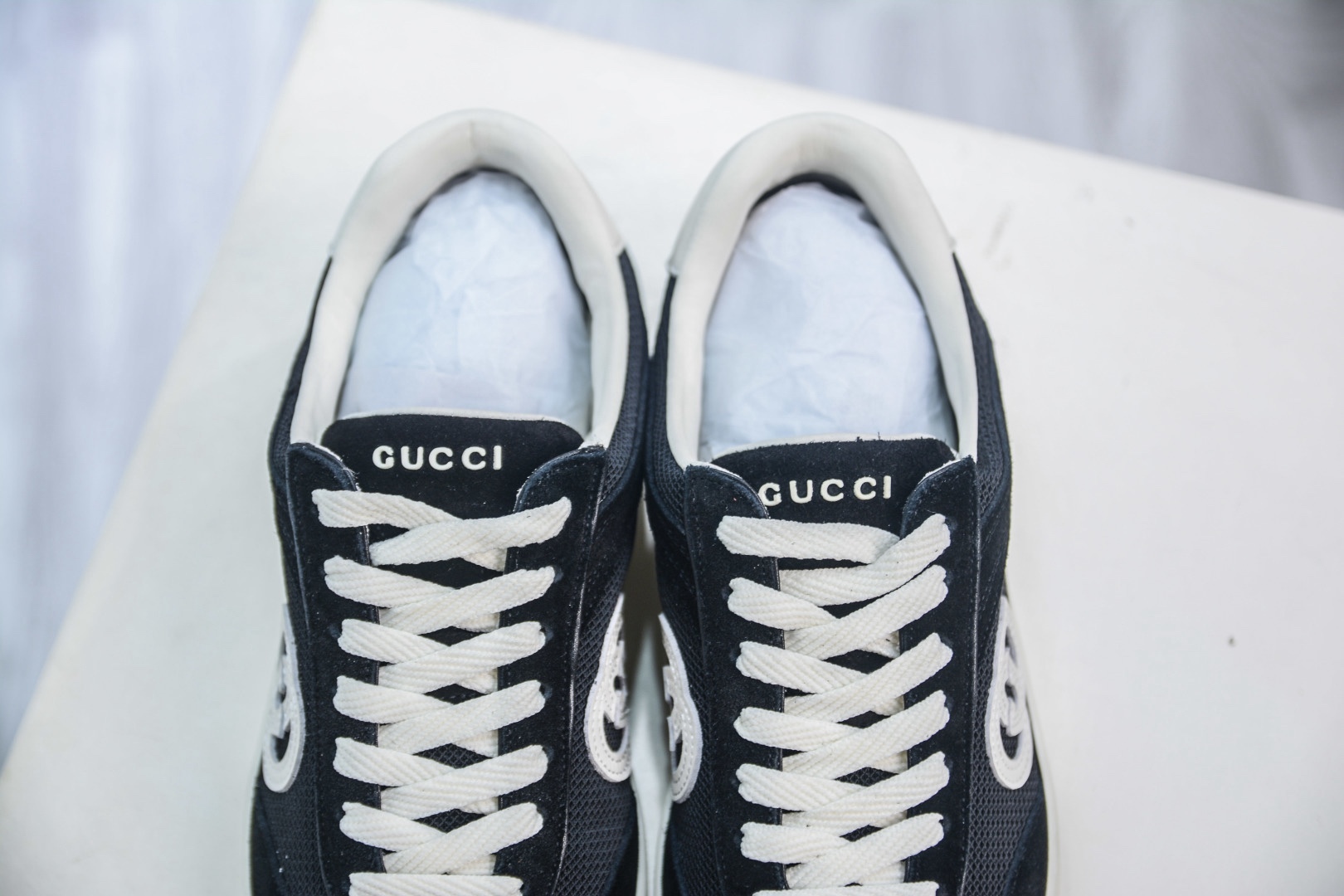 Gucci 古馳G75 圓頭系帶運動鞋 
尺碼：35 36 37 38 39 40 41 42 43 44 45 46