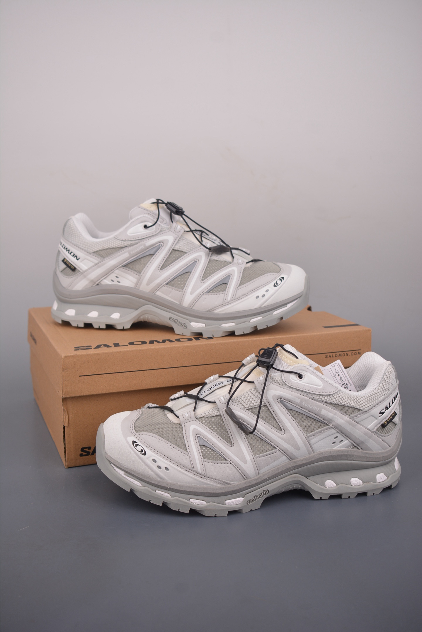 薩洛蒙 Salomon XT 
QUEST GTX 探索者系列 
潮流越野機能戶外休閒運動跑步鞋
官方貨號: 474296
尺碼：36 36.5 37 38 38.5 39 40 40.5 41.5 42 42.5 43 44 44.5 45