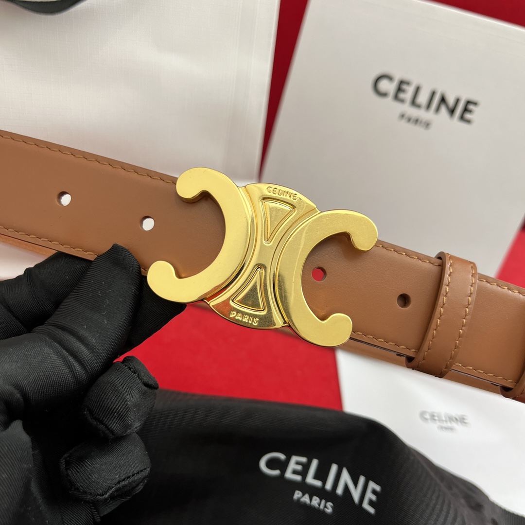 Celine/賽琳 款凱旋門腰帶 寬度3.0cm 男女通用款 💯採用數量稀少的原廠專用小牛皮 搭配精緻凱旋門搭扣 獨家頂級手工 進口邊油