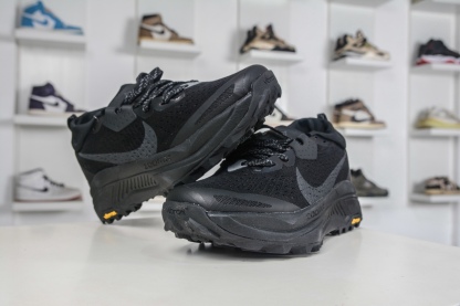 NK ACG ZEGAMA TRAIL 6 網面透氣跑步鞋 
貨號：HV8113 002
尺碼：36 36.5 37.5 38 38.5 39 40 40.5 41 42 42.5 43 44 45