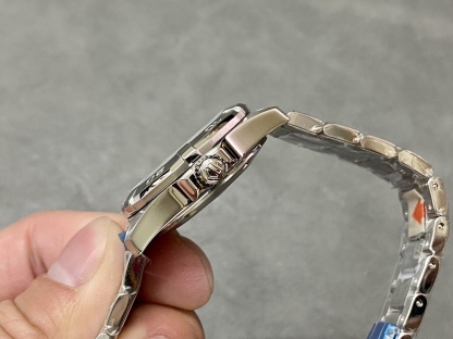 原单 泰格豪雅 女表石英机芯