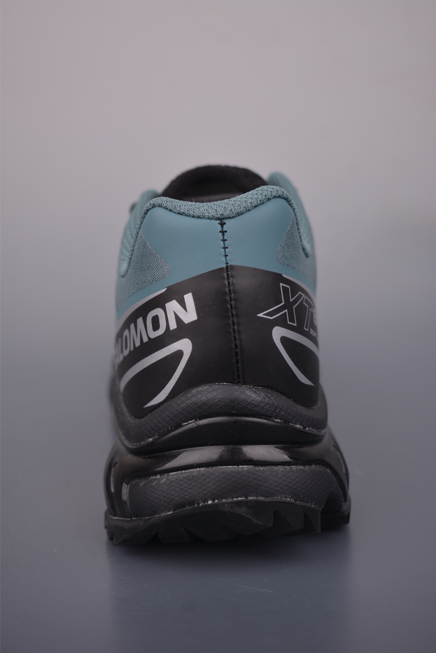 薩洛蒙 Salomon XT-6 
EXPANSE探索者系列 
潮流越野機能戶外休閒運動跑步鞋
官方貨號: 478614 252722
尺碼：36 36.5 37.8 38 38.5 39 40 40.5 41 42 42.5 43 44 44.5 45