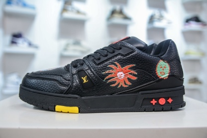Louis Vuitton Trainer lv時裝走秀運動鞋板鞋SIZE：36 37 38 39 40 41 42 43 44 45