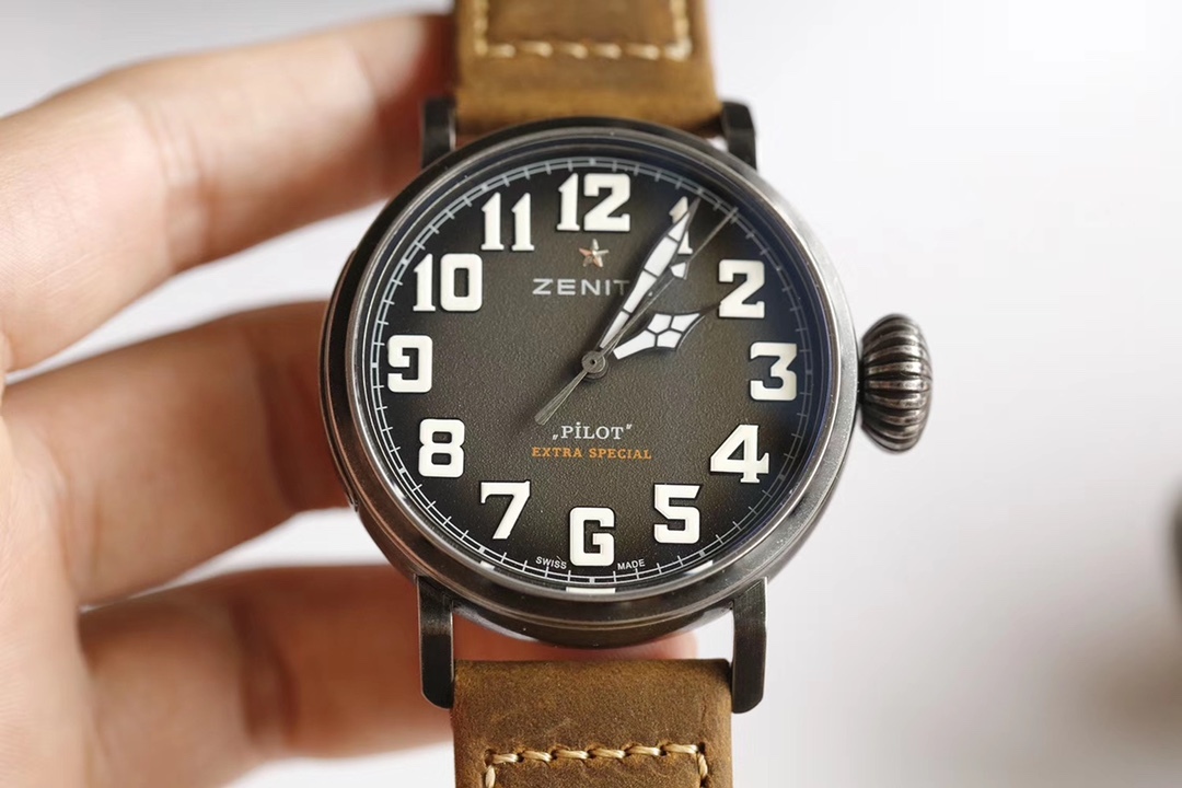 真力時 
大飛 新款限量版原裝1:1 殼套 45mm*14mm 日本8215 機械機芯 零返修 藍寶石玻璃 超級瑞士夜光 高檔進口瘋馬皮！！！