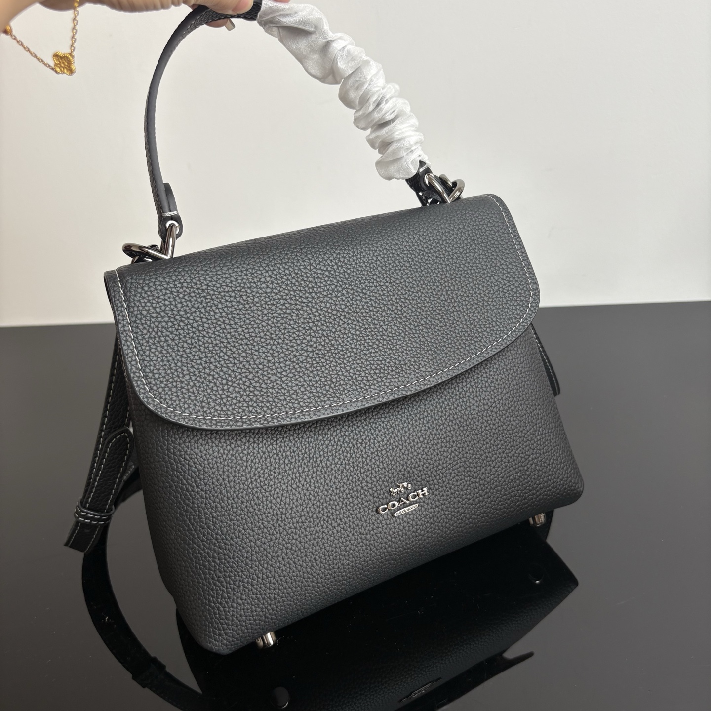 
COACH/蔻馳官方 奧萊款Emory 25女士皮質單肩手提包腋下包CCE54尺寸22.5*17.5*11