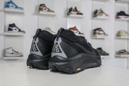 NK ACG ZEGAMA TRAIL 6 網面透氣跑步鞋 
貨號：HV8113 002
尺碼：36 36.5 37.5 38 38.5 39 40 40.5 41 42 42.5 43 44 45
