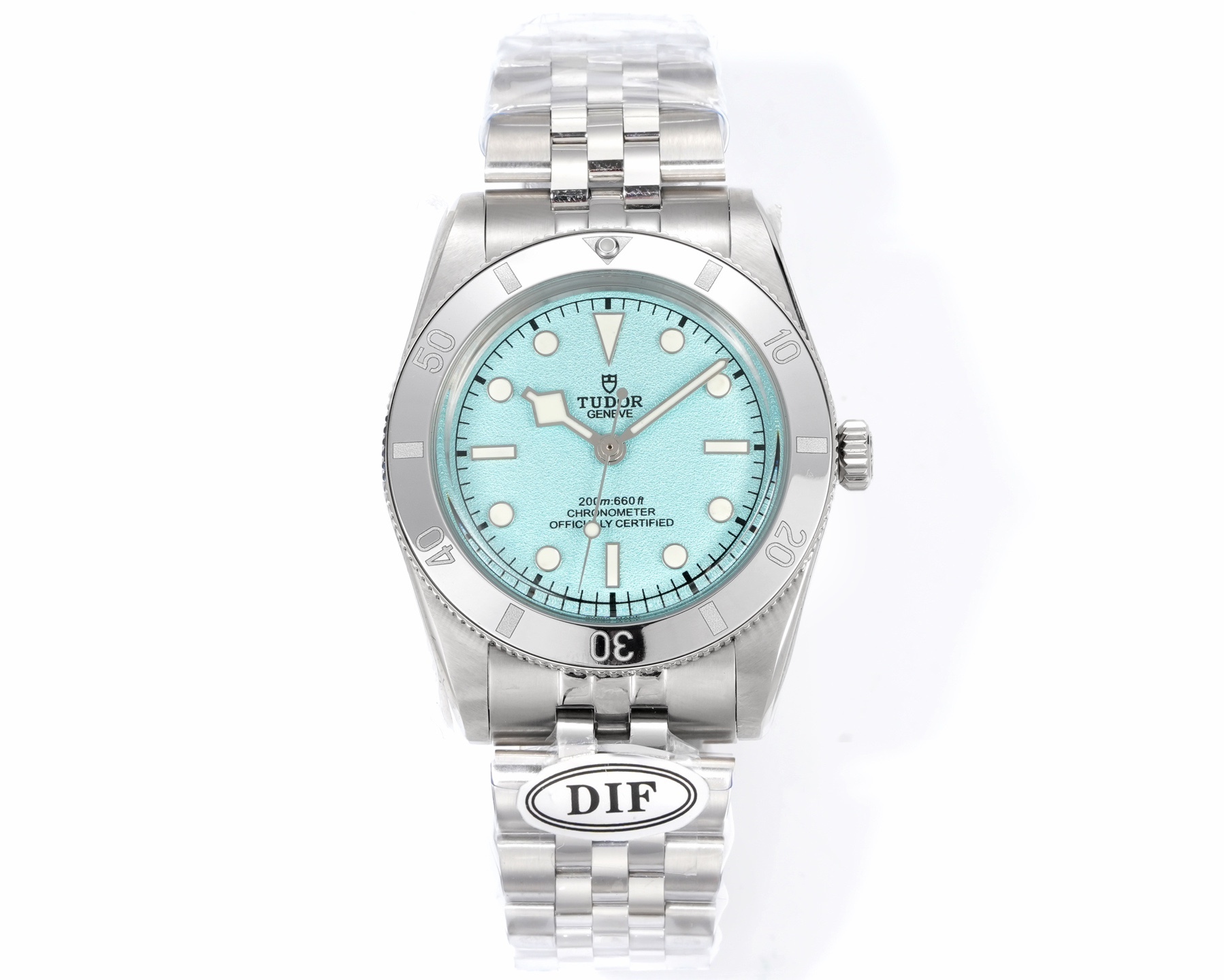 DIF 最強副本 
DIF隆重推出帝舵碧灣54型M79000N腕表，
37mm表殼貼合手腕，佩戴舒適，啞光錶盤簡約大氣，質感細膩，無日曆設計化繁為簡，回歸純粹讀時體驗，以純粹精神和現代表達方式，向1954年問世的品牌首款潛水表-7922型獻上最真誠的敬意！
DIF匠工精神 整表配備導角精磨不拉手 注重細節 質感無敵 搭載丹東定制一檔機芯 日誤差僅3-5秒幾乎0反修 超穩定！
錶帶均為CNC通體成型拉絲工藝錶帶 非小廠組裝片！配備帝舵表“T-fit”表扣 可滑軌微調
超強瑞士夜光刻度 盤面字體油壓立體