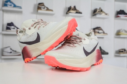 NK ACG ZEGAMA TRAIL 6 網面透氣跑步鞋  
貨號：HV8113 103
尺碼：36 36.5 37.5 38 38.5 39 40 40.5 41 42 42.5 43 44 45