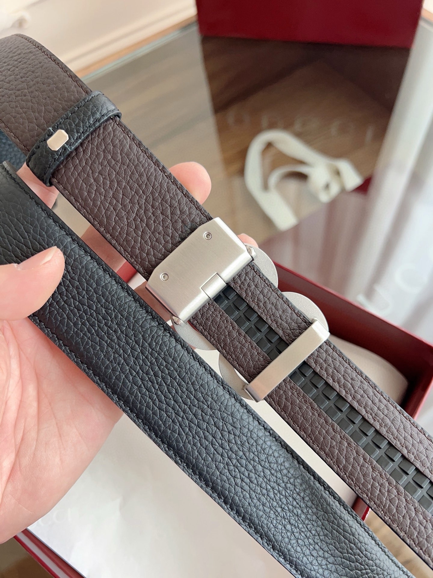 Gucci 古馳 自動平滑扣腰帶 精鋼打造五金 寬度35MM寬 雙面頭層牛皮 自由裁剪設計。