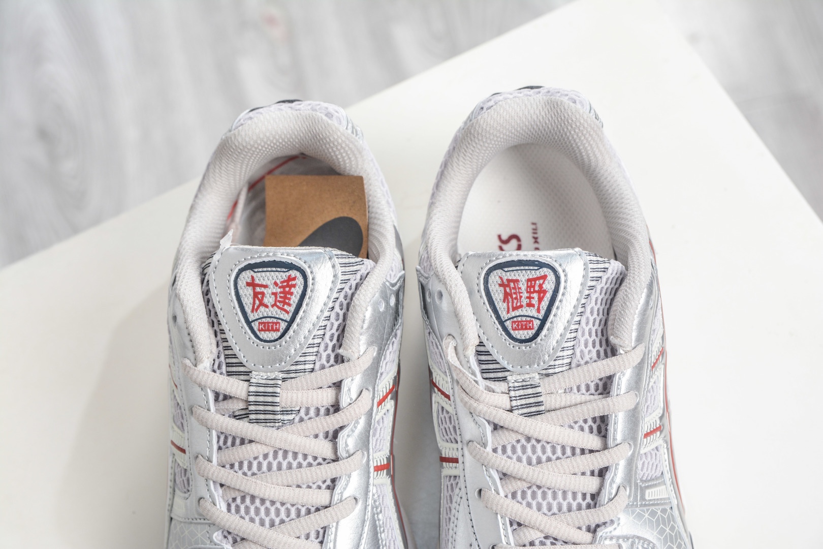 Asics Gel-Kayano 12.1 亞瑟士百搭休閒運動慢跑鞋 
貨號：1203A905 020
Size：36-47