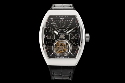 RMS 最新款 頂級復刻 法蘭克穆勒V45 Vanguard陀飛輪系列 歷時多年研發機芯 
1 1:1 超級復刻原裝複雜法穆蘭陀飛輪機芯 細節完美到位 打造正品機芯獨具的雙發條盒 超薄工藝 
2超長72小時動力儲存 告別每天手動上鏈 高端玩家的定制款 把頭上鏈30個半圈 發條盒為滿 不需要過度上鏈 
3 千錘百鍊 316L精鋼表殼 超薄表殼 與原裝一致厚度 彎曲弧度 更加貼合手腕 佩戴舒適 
4 純正進口意大利小牛皮 貼合手感品質一流的進口氟橡膠錶帶 與正版全完通用互換
5瑞士工程師 原版機芯拆解 一比一