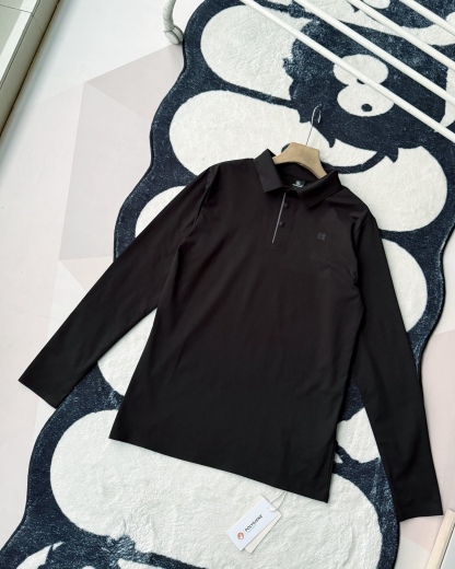 春季新款 KOLON SPORT可隆吸濕長袖防曬+抗菌SECOt恤翻領POLO
大身採用可隆自研面料，具有吸濕速乾，UPF215+防曬及Polygiene抑菌功能門襟採用激光切割工藝，結合肩部超聲波貼合工藝，提升細節品質感領口，門襟及下擺均採用熱壓工藝，外觀平整
