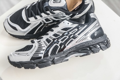 Asics Gel-Kayano 12.1 亞瑟士百搭休閒運動慢跑鞋 
貨號：1203A759 001
Size：36-47