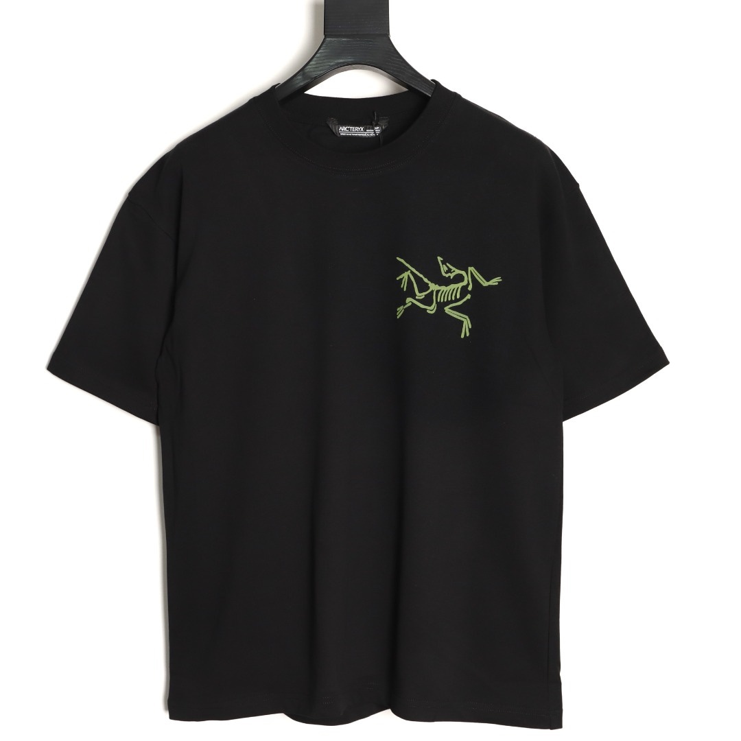 Ayc`Teryx  始祖鳥 字母LOGO彩繪漸變短袖
高端32s雙紗280克面料
重磅面料 定制拉架羅紋同缸同染 三標齊全 男女同款 
T 尺碼：S M L