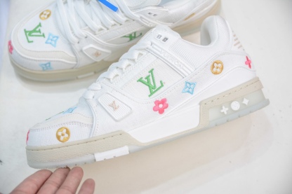 Louis Vuitton Trainer lv時裝走秀運動鞋板鞋  SIZE：36 37 38 39 40 41 42 43 44 45